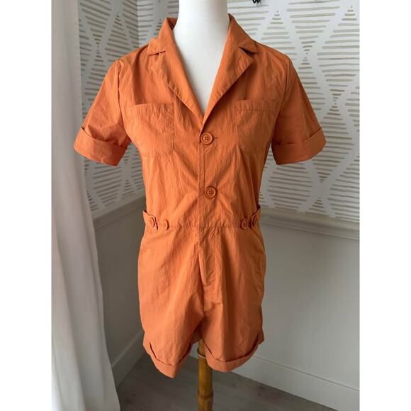 NWT Hausen Women’s Medium Naomi Parachute Fabric Game Day Fall Romper - Picture 3 of 9